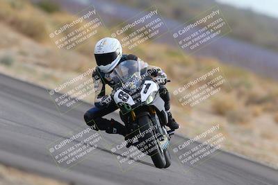 media/Dec-17-2022-SoCal Trackdays (Sat) [[224abd9271]]/Turn 16 (210pm)/